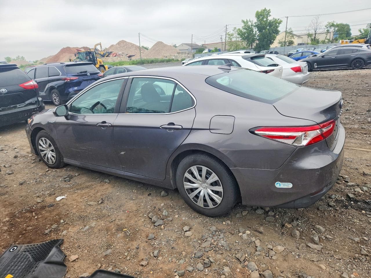 2019 Toyota Camry Le - foto 2