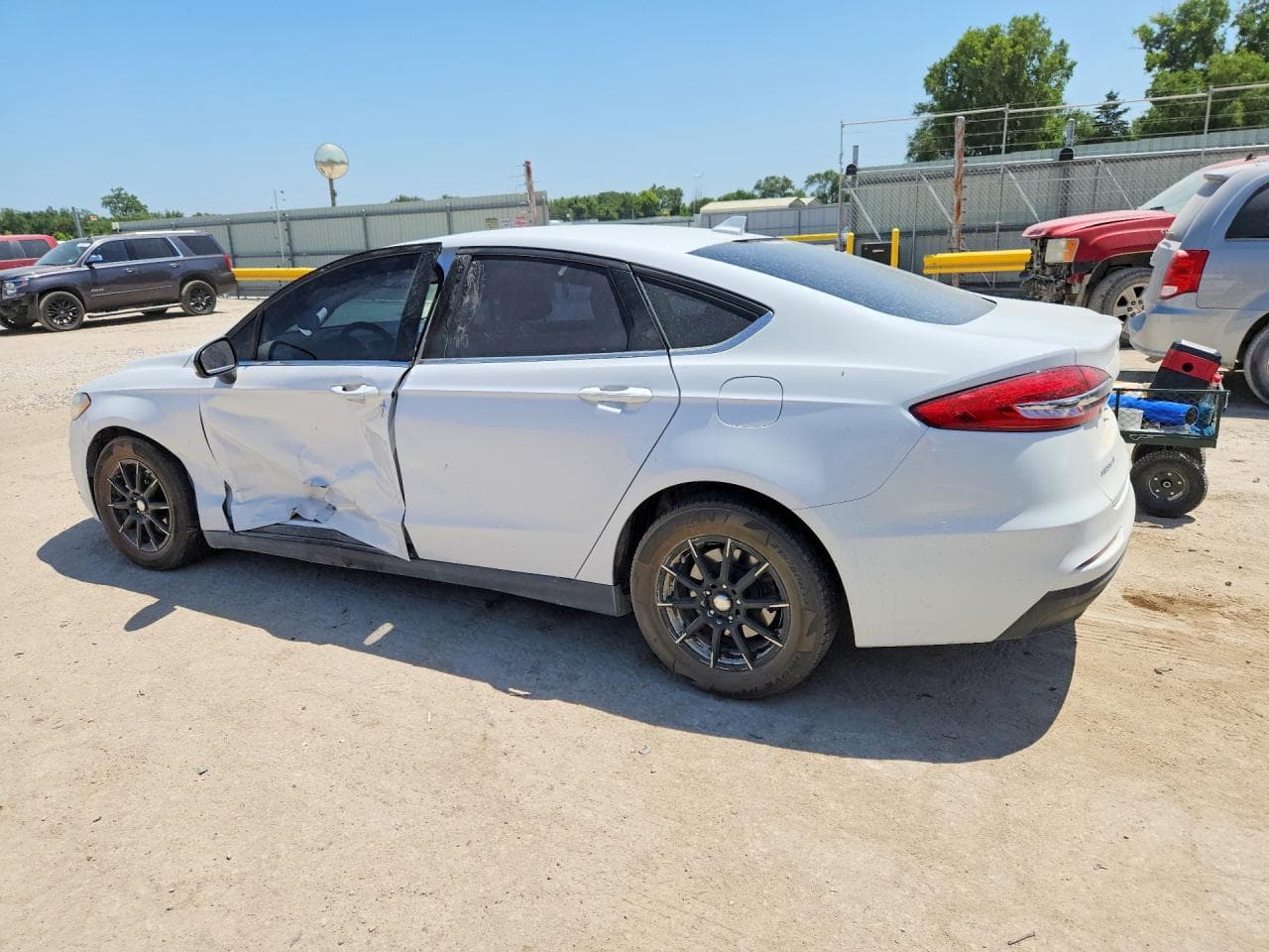 2020 Ford Fusion S - foto 2