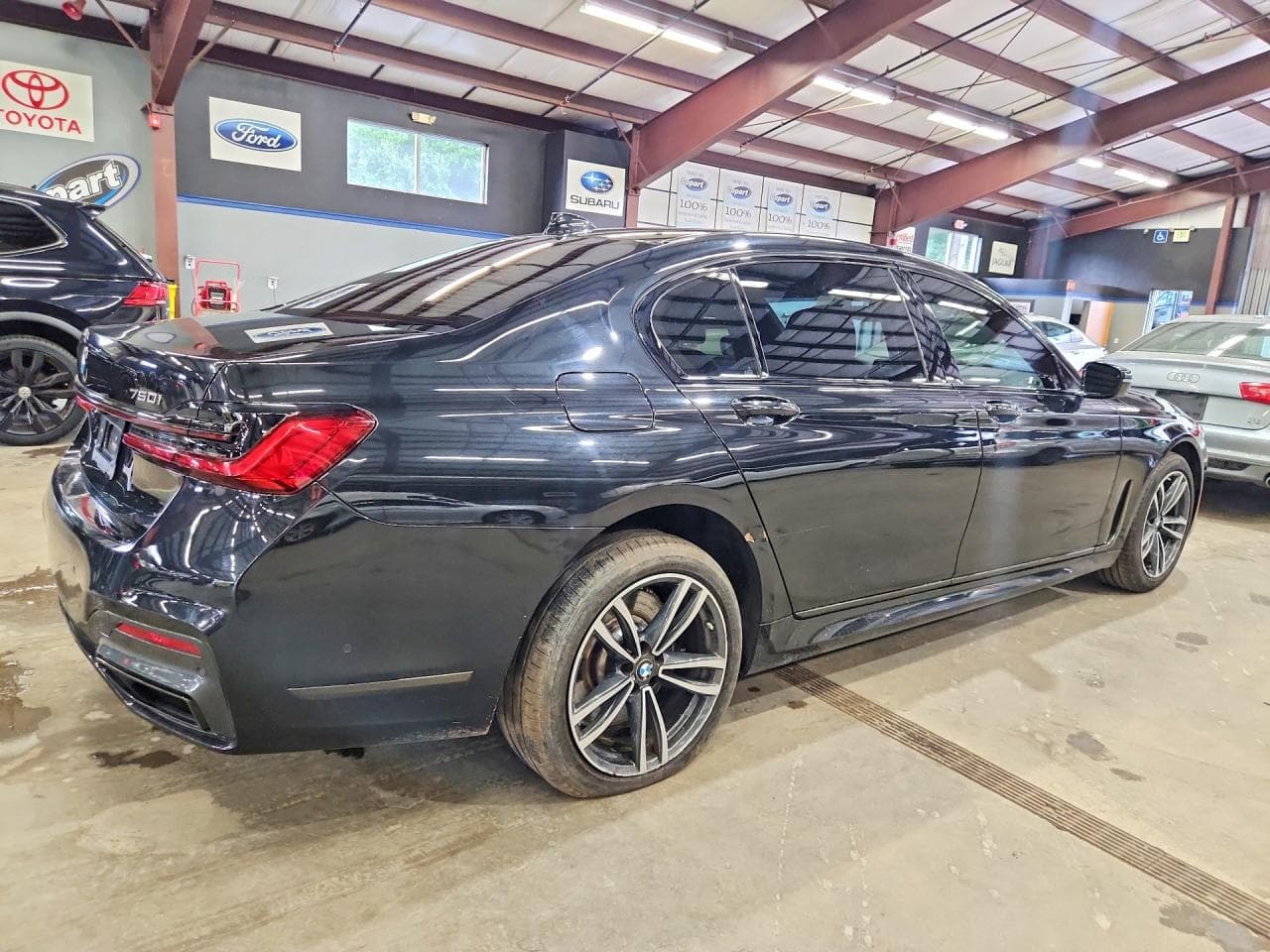 2021 BMW 750 Xi - foto 3