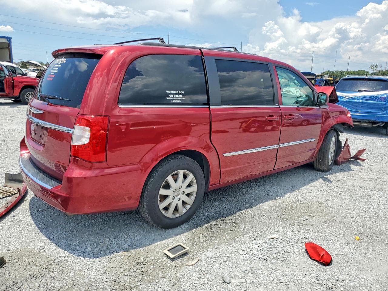 2014 Chrysler Town & Country Touring - foto 3