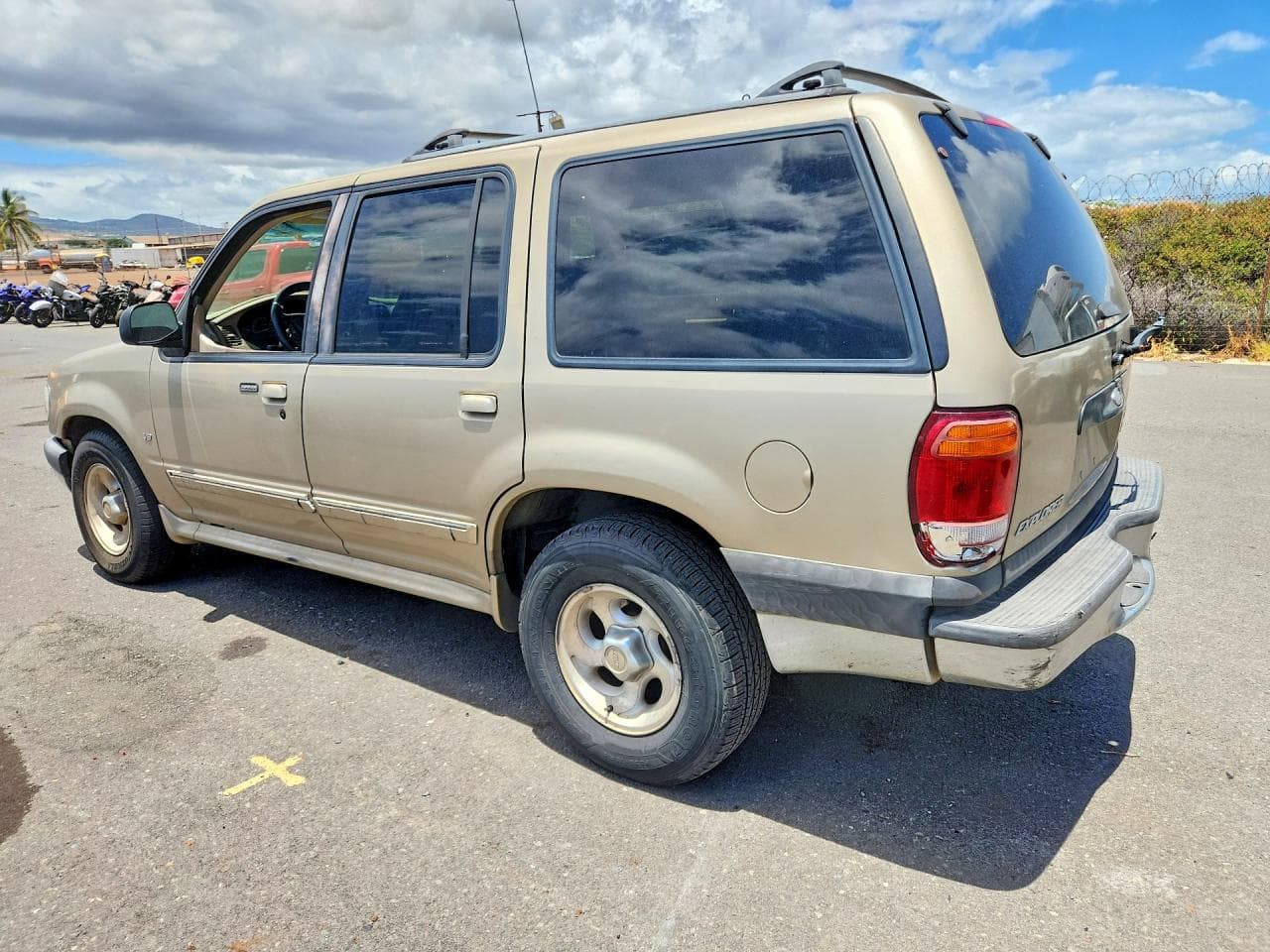 1999 Ford Explorer - foto 2