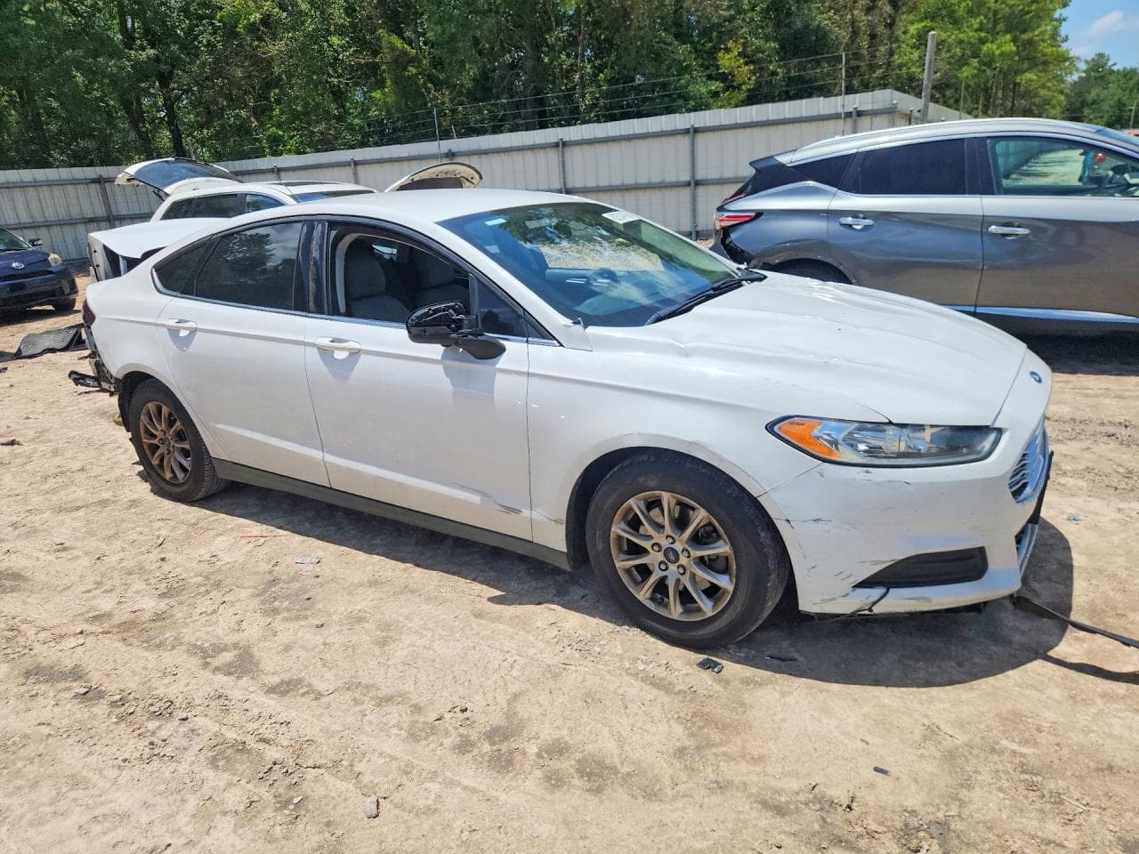 2015 Ford Fusion S - foto 4
