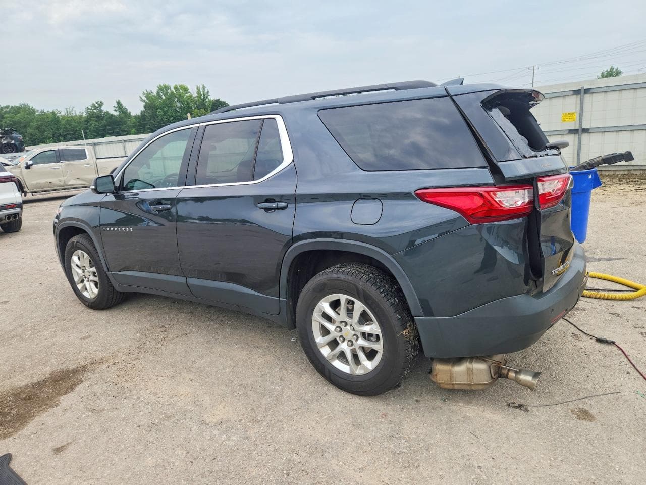 2021 Chevrolet Traverse Lt - foto 2