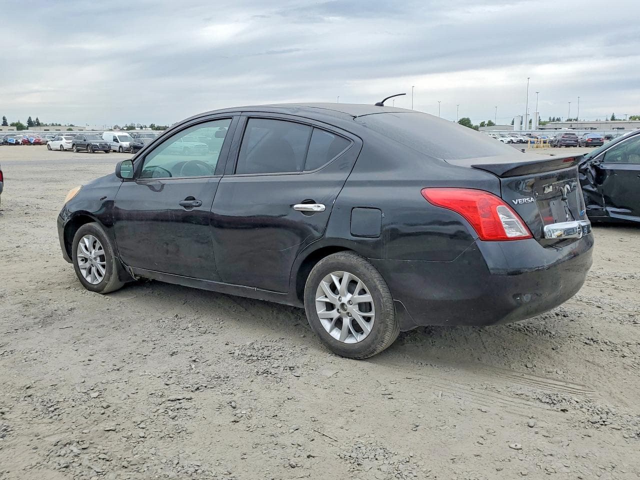 2014 Nissan Versa 1.6 S Plus - foto 2