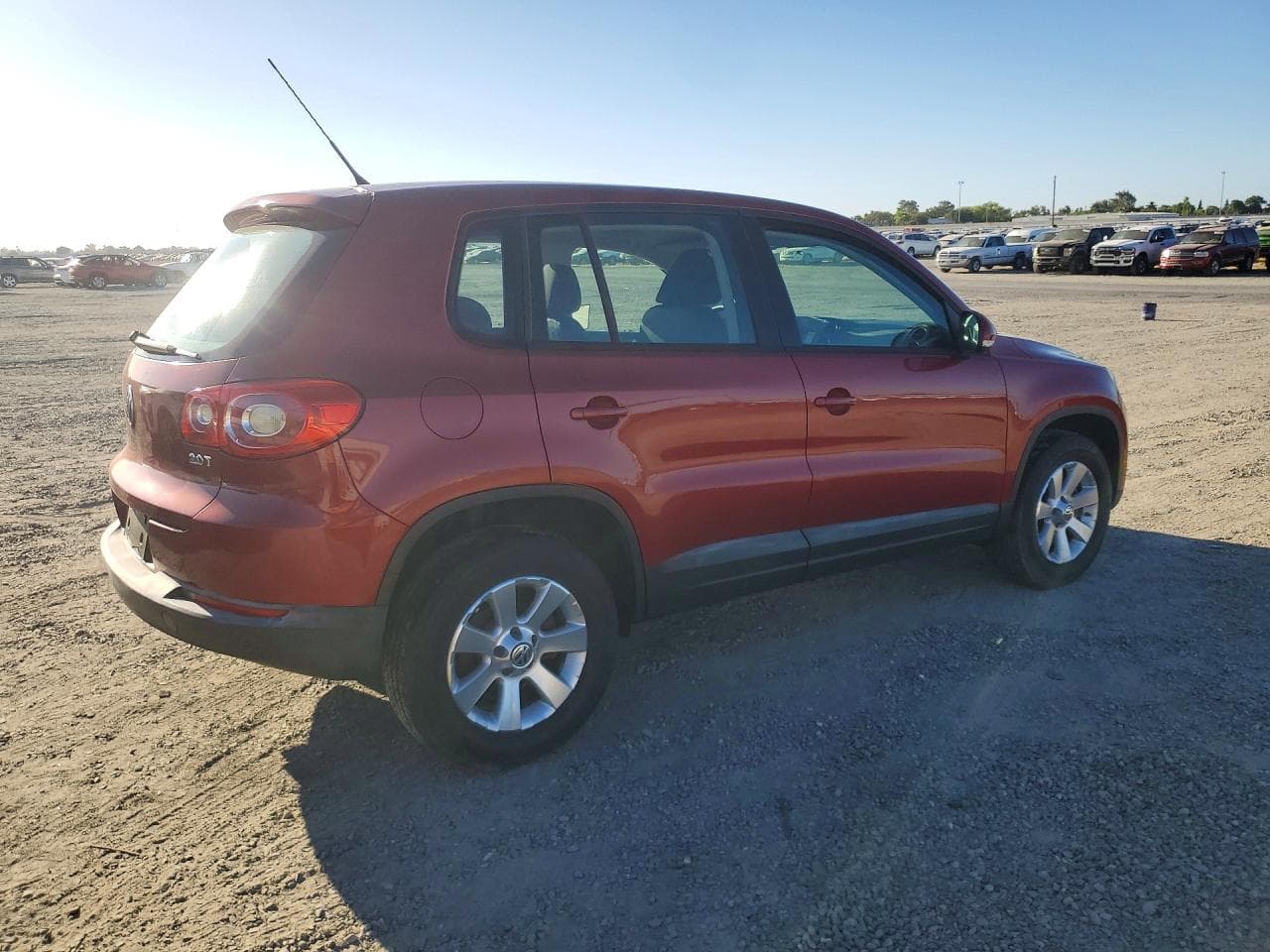 2010 Volkswagen Tiguan S/Se/Sel - foto 3