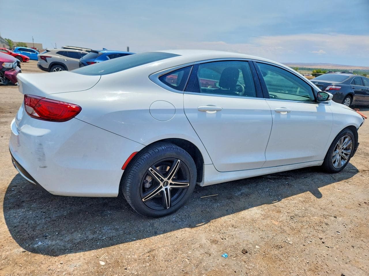 2015 Chrysler 200 Limited - foto 3