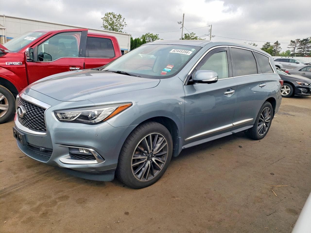 Infiniti QX60 2017 z USA