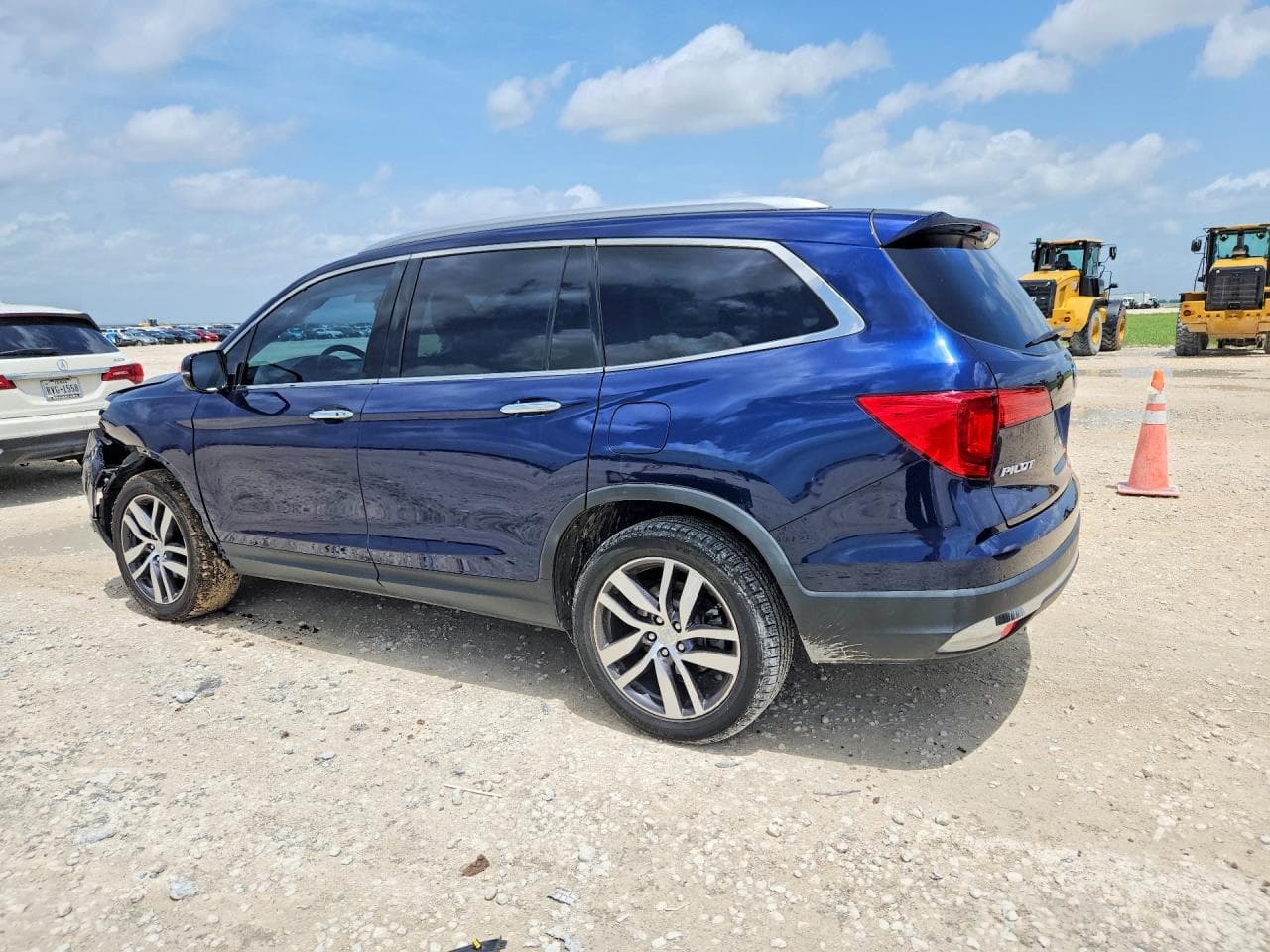2017 Honda Pilot Elite - foto 2