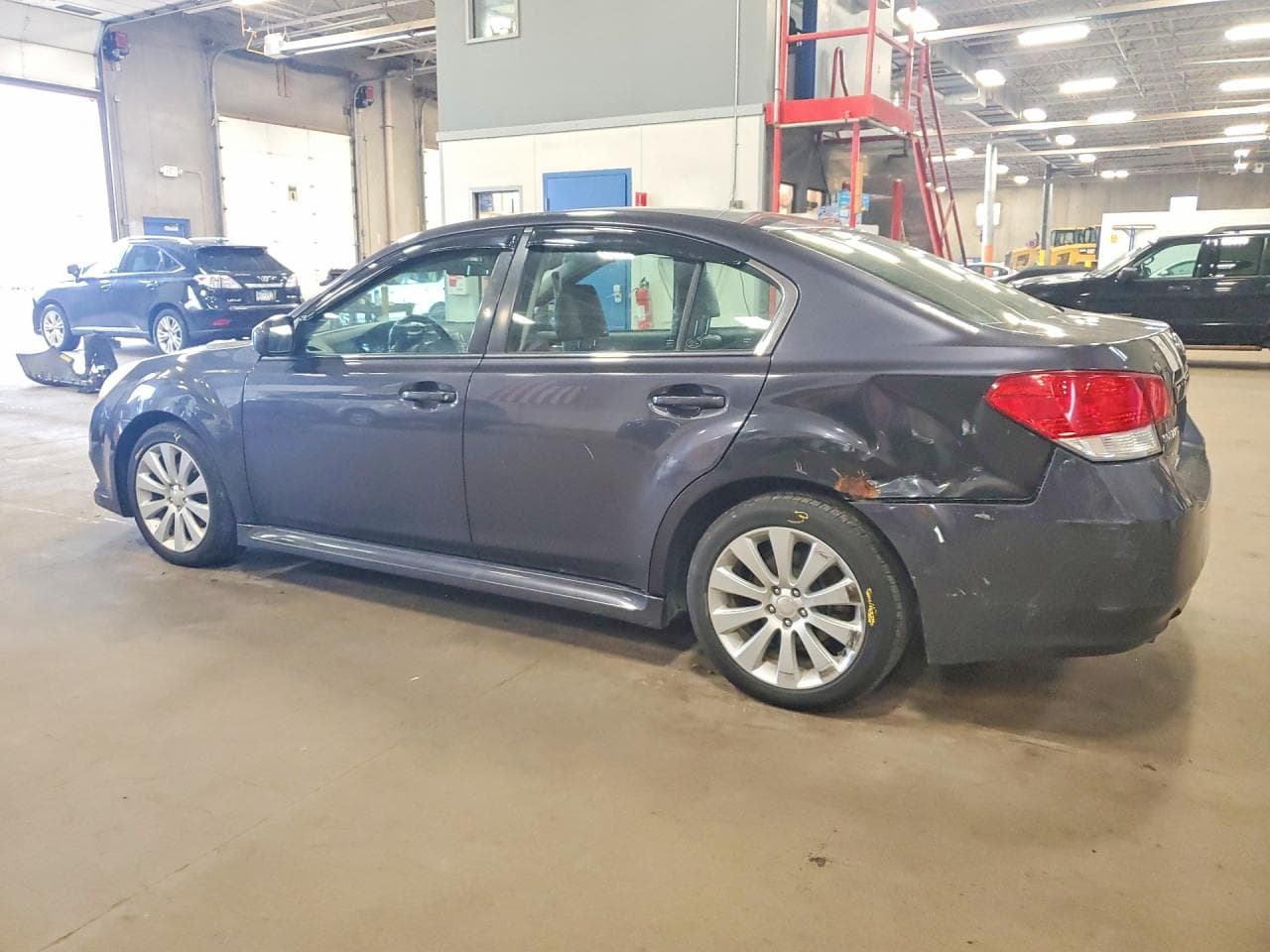 2010 Subaru Legacy 2.5I Limited - foto 2