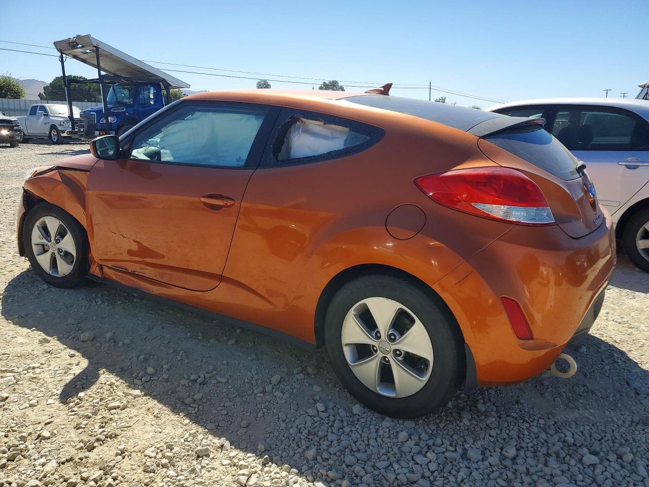 2013 Hyundai Veloster Base - foto 2