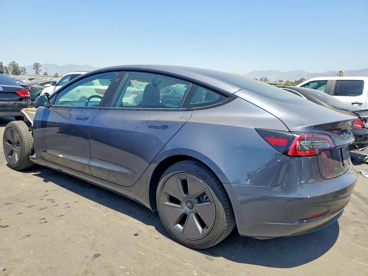 2023 Tesla Model 3 - foto 2