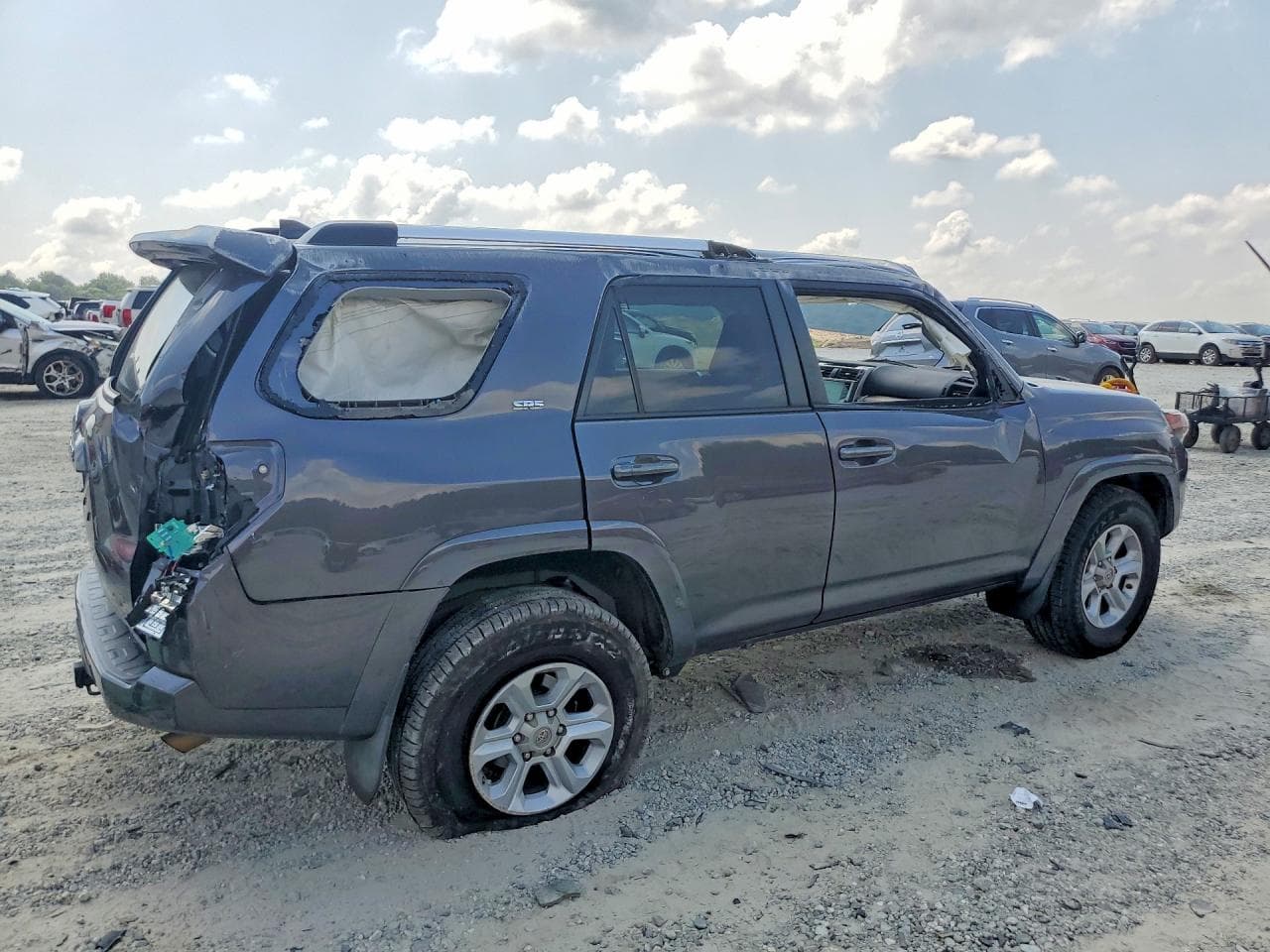 2021 Toyota 4Runner Sr5 - foto 3
