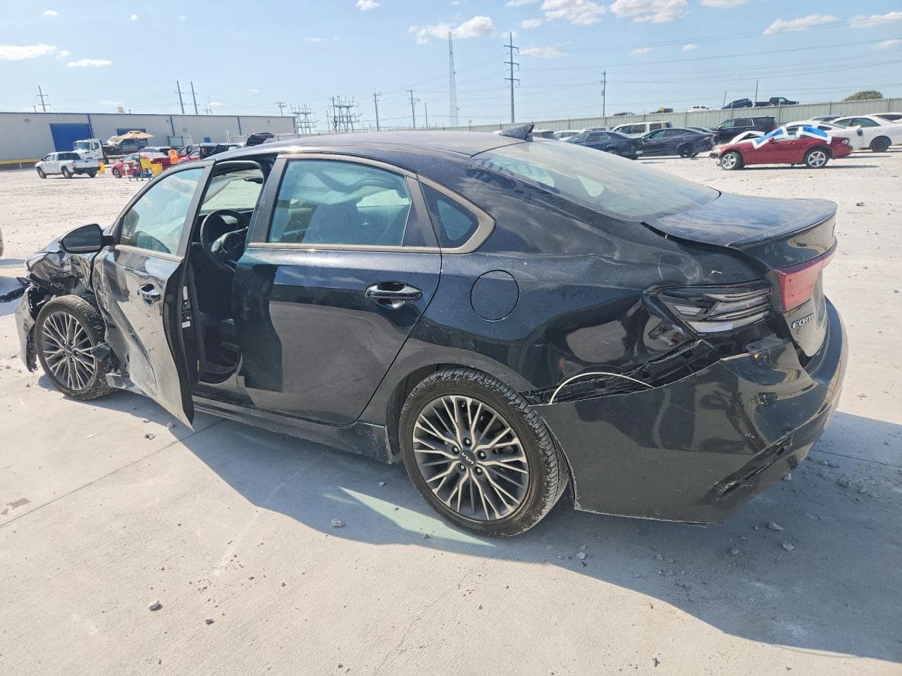 2023 Kia Forte Gt Line - foto 2