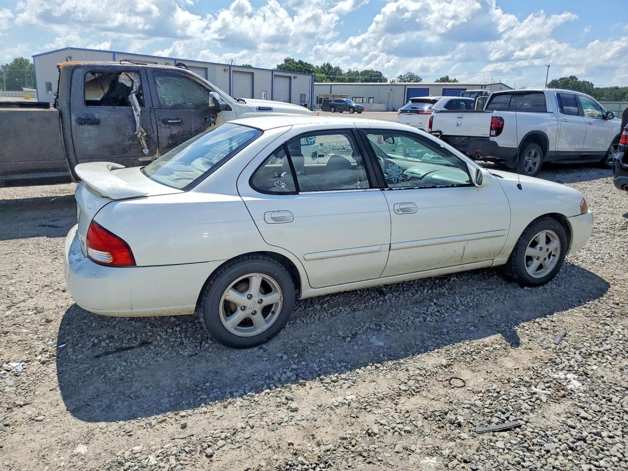2000 Nissan Sentra Xe - foto 3