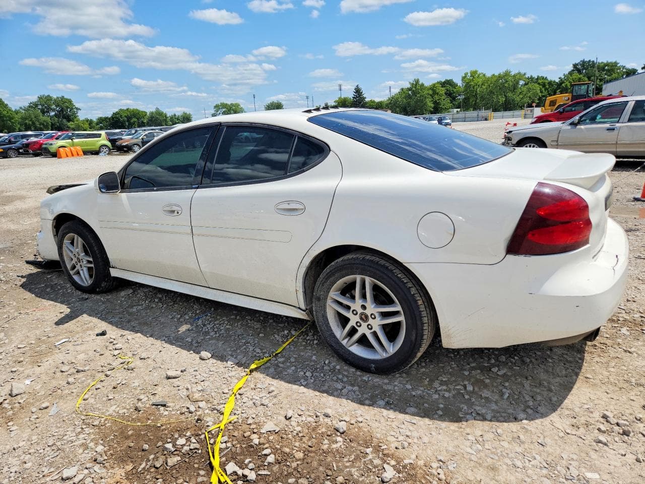 2008 Pontiac Grand Prix - foto 2