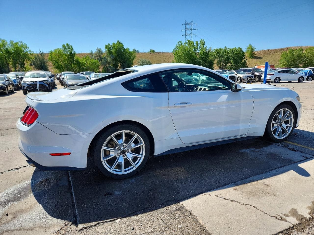 2015 Ford Mustang - foto 3
