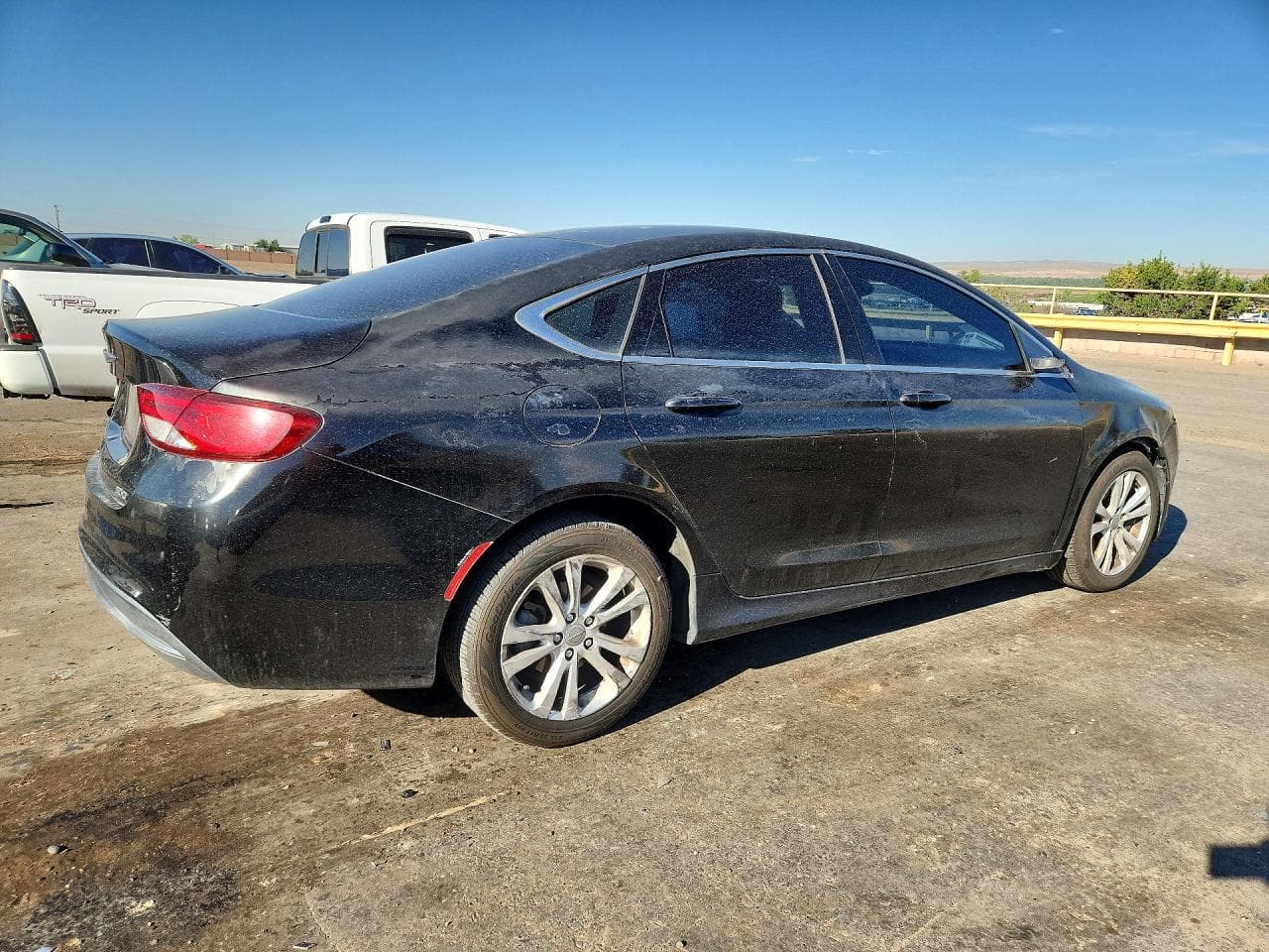 2016 Chrysler 200 Limited - foto 3