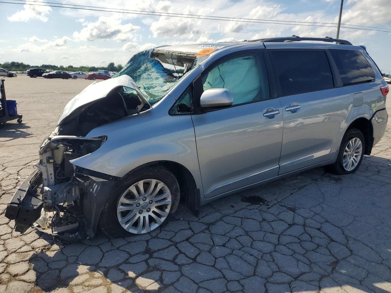 2015 Toyota Sienna Xle 8-Passenger
