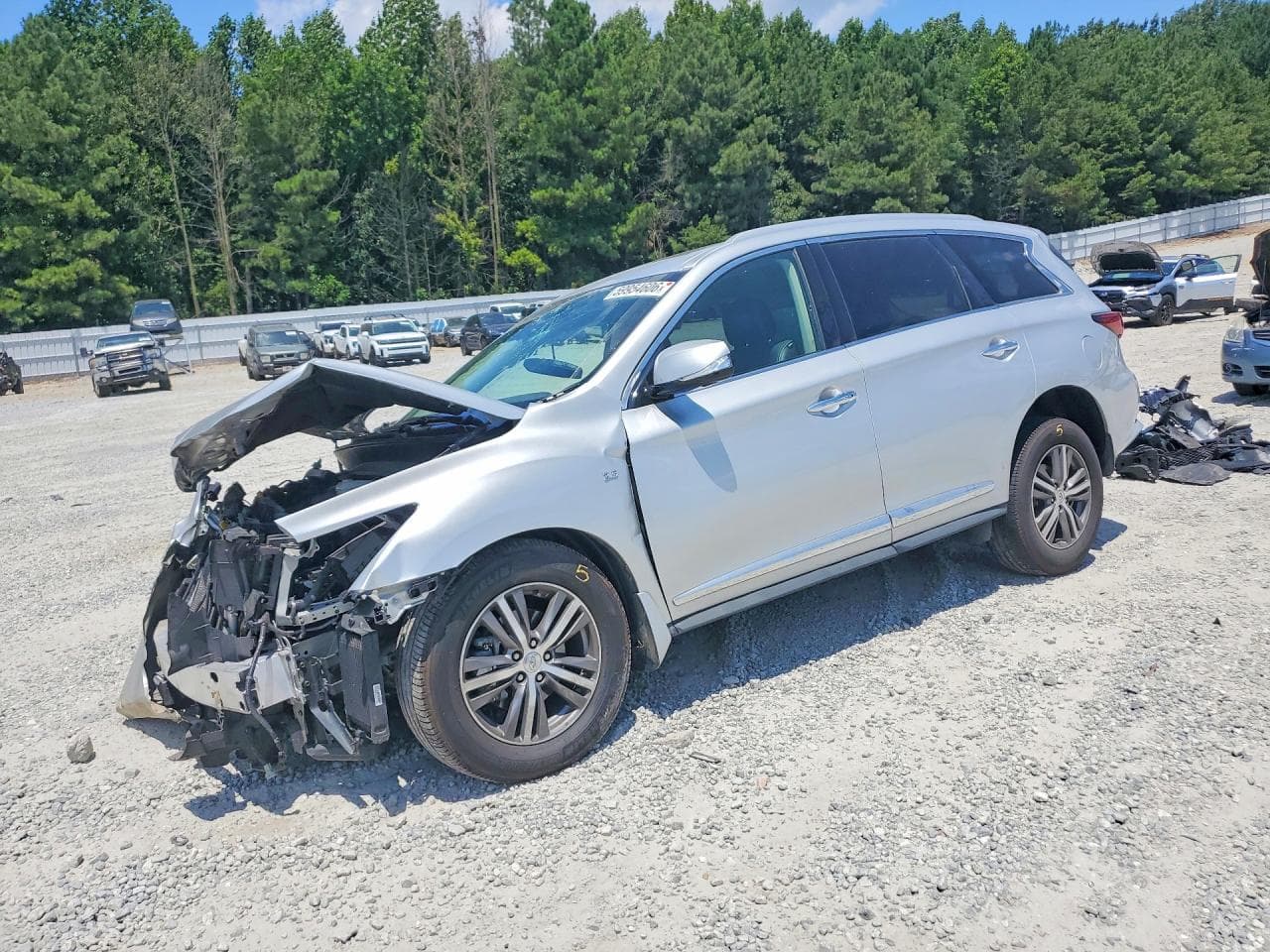 Infiniti QX60 2020 z USA