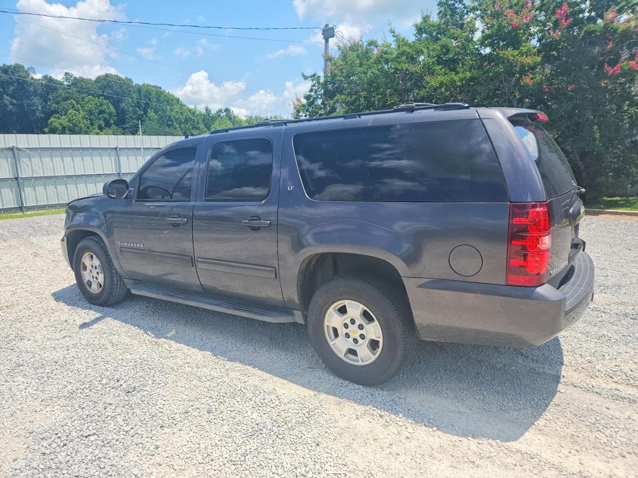 2010 Chevrolet Suburban C1500 Lt - foto 2
