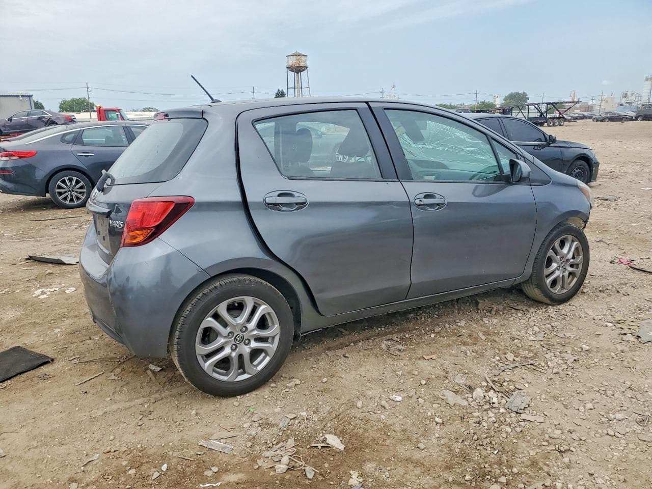 2017 Toyota Yaris 5-Door L - foto 3