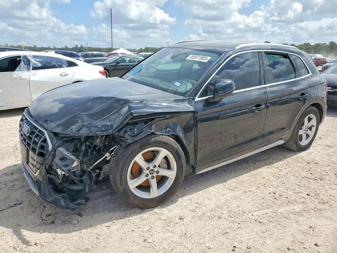 Audi Q5 2023 z USA