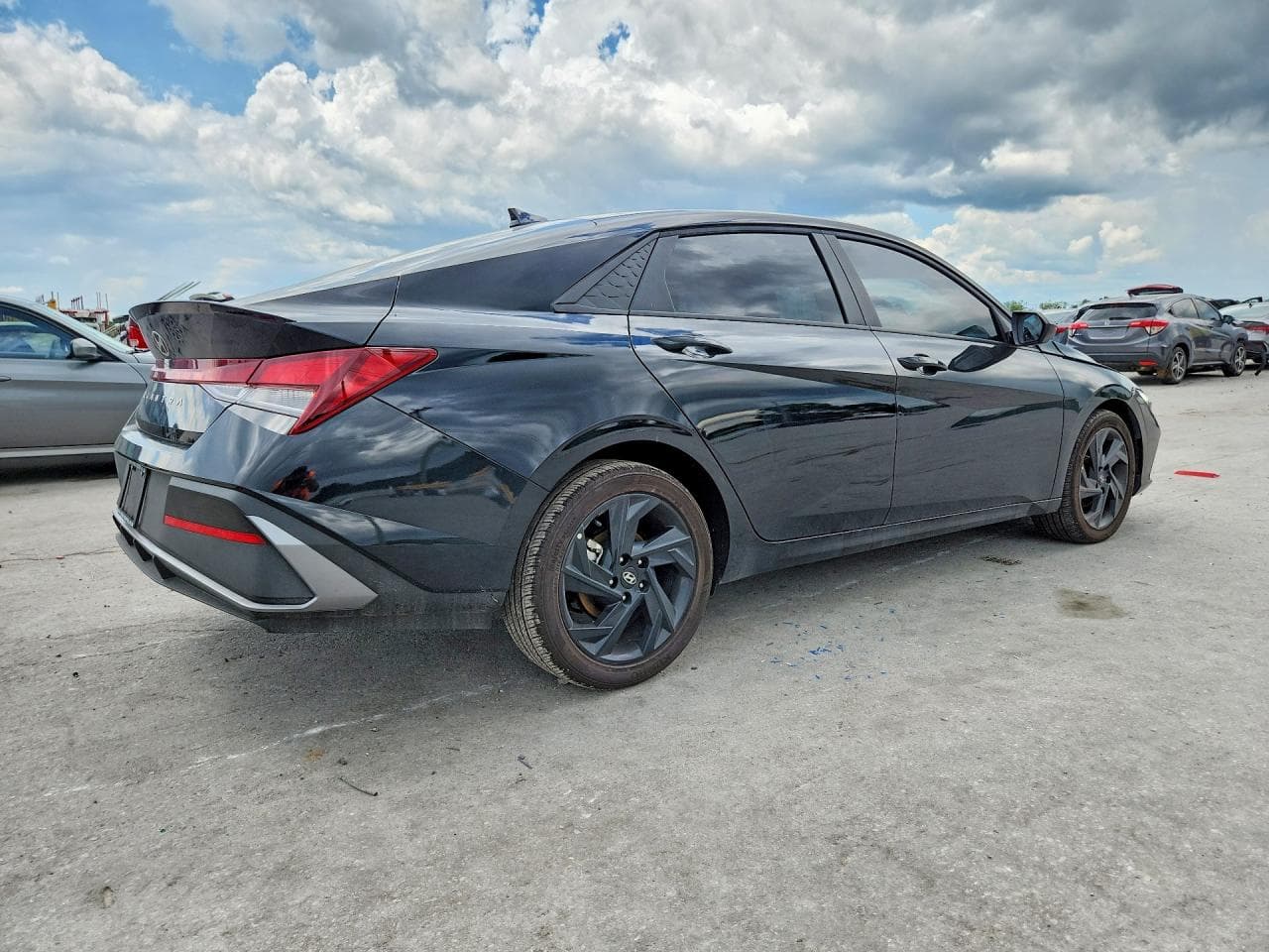 2026 Hyundai Elantra Sel Sport - foto 3