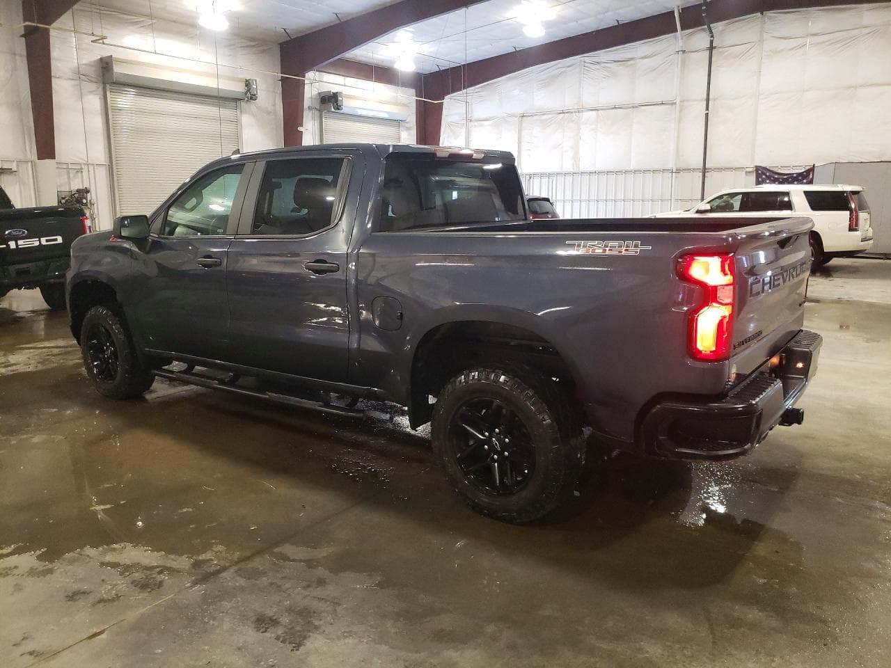 2021 Chevrolet Silverado K1500 Trail Boss Custom - foto 2