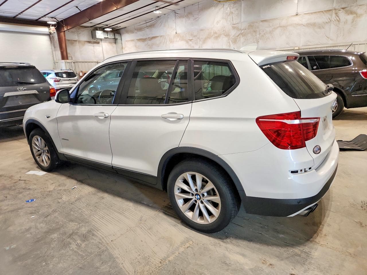 2016 BMW X3 xDrive28I - foto 2