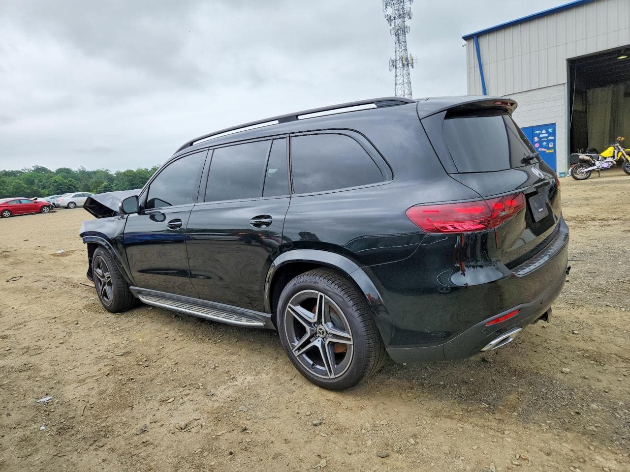 2025 Mercedes-Benz Gls 450 4Matic - foto 2