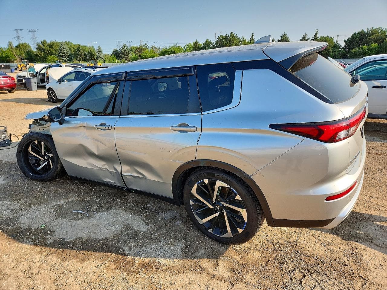 2023 Mitsubishi Outlander Se - foto 2