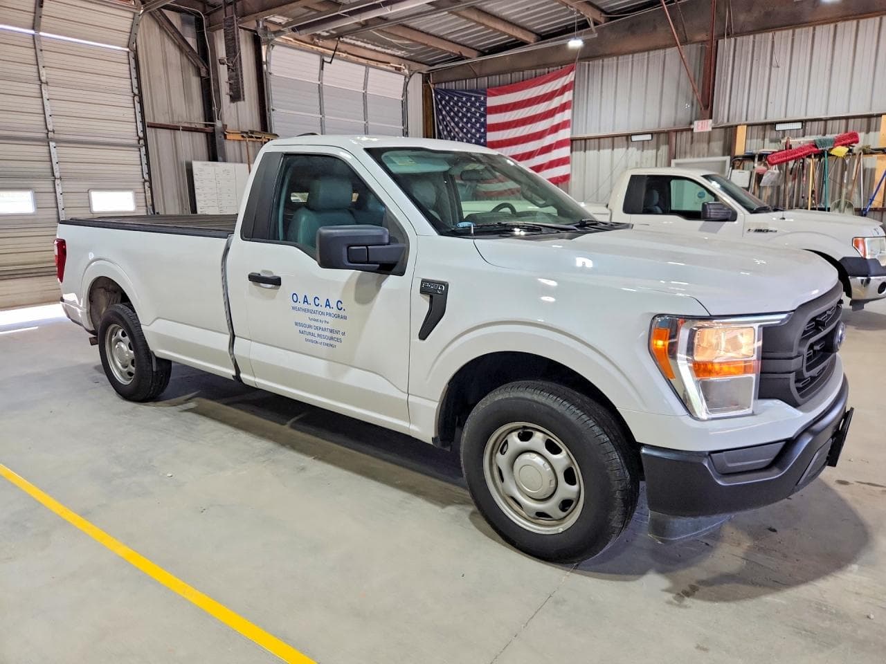 2021 Ford F150 - foto 4