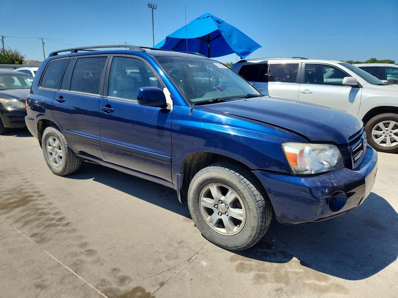 2004 Toyt Highlander - foto 4
