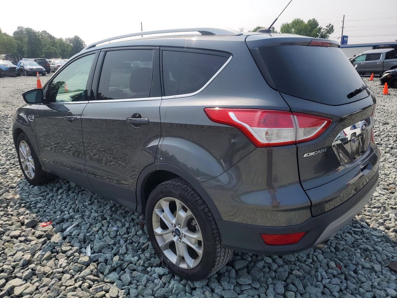2016 Ford Escape Titanium - foto 2