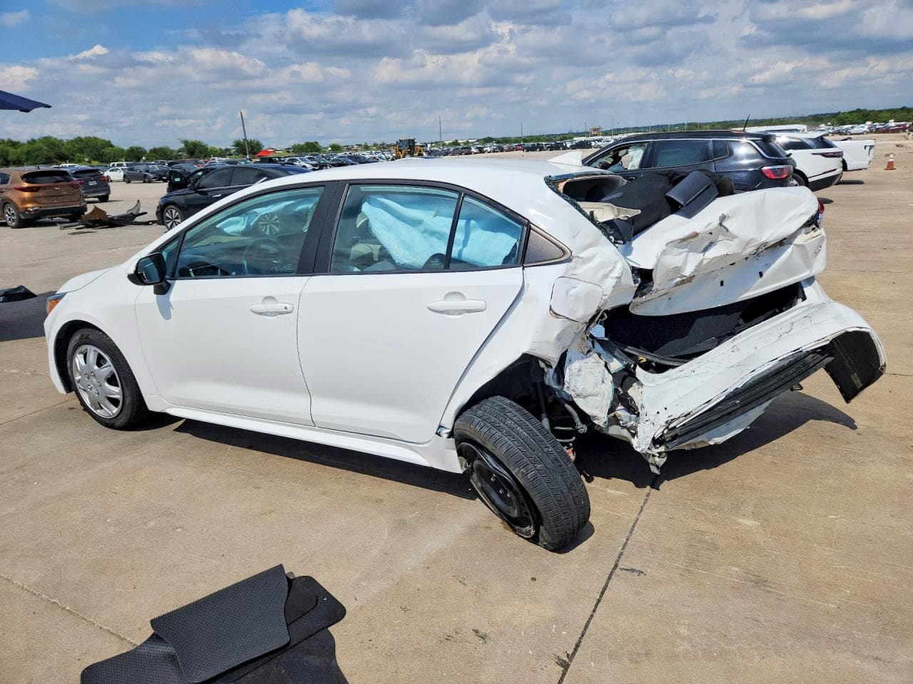 2023 Toyota Corolla Le - foto 2