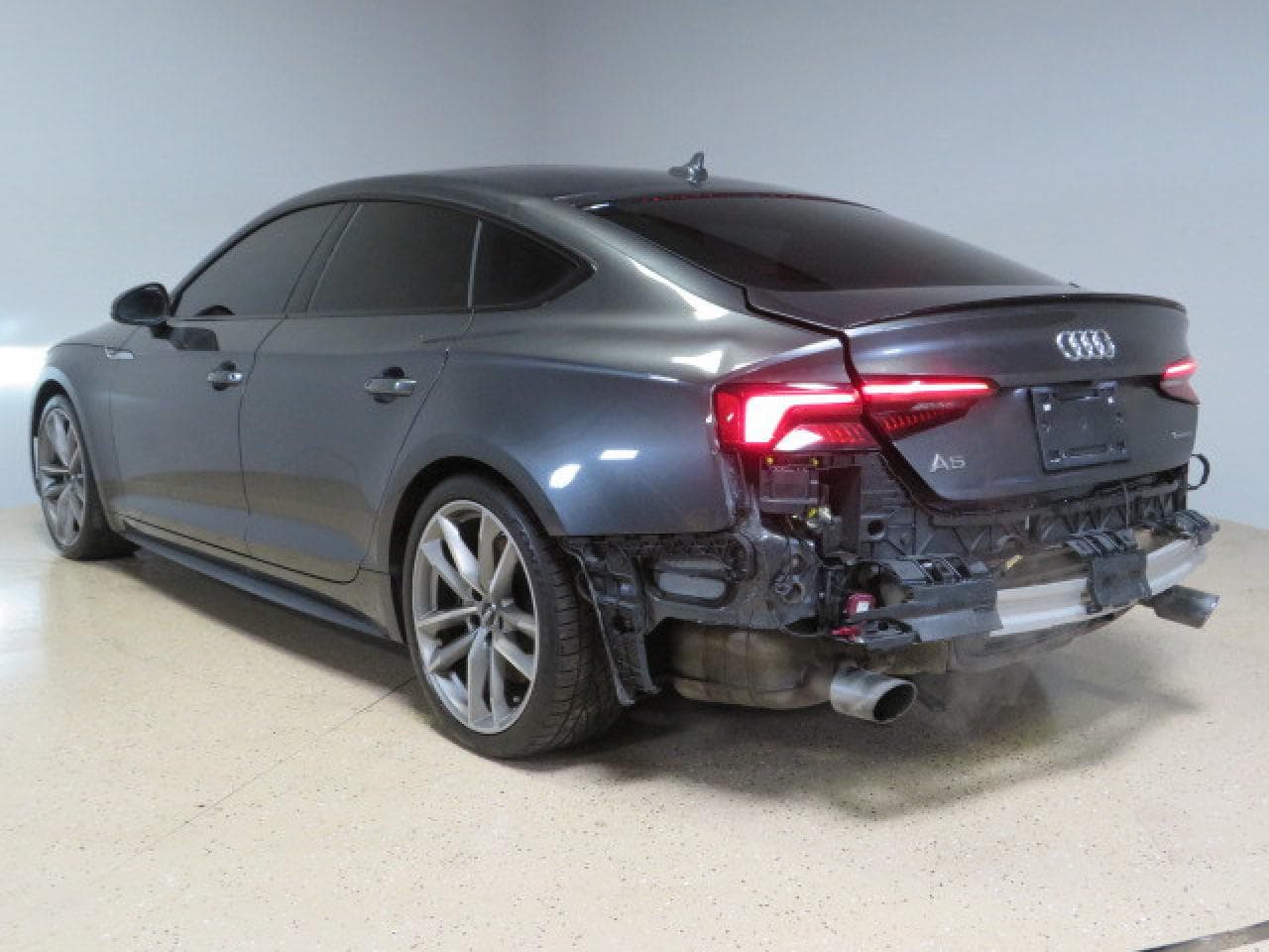 2019 Audi A5 Premium Plus S-Line - foto 4