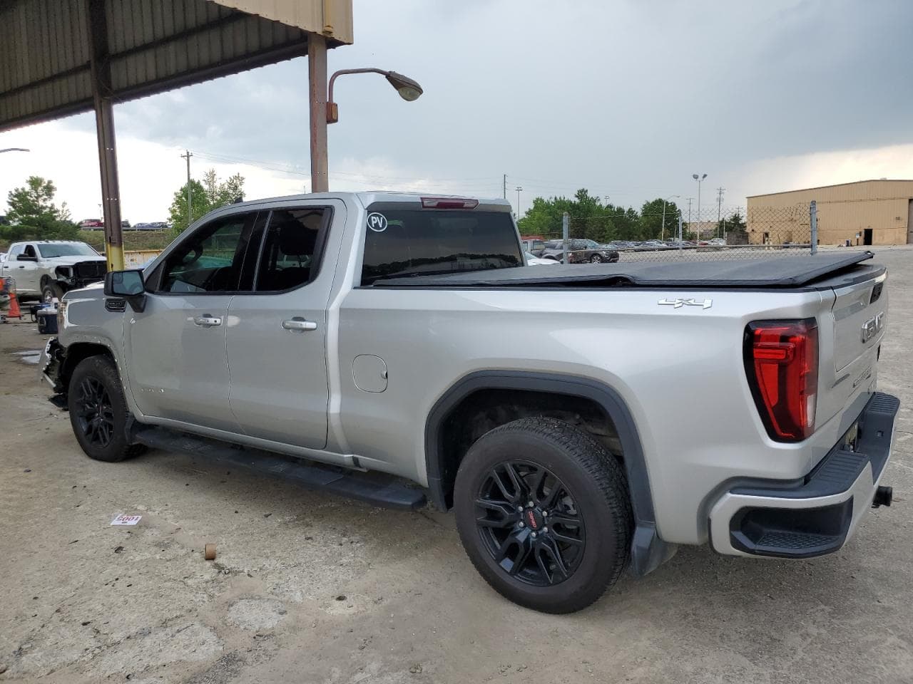 2021 GMC Sierra K1500 Elevation - foto 2