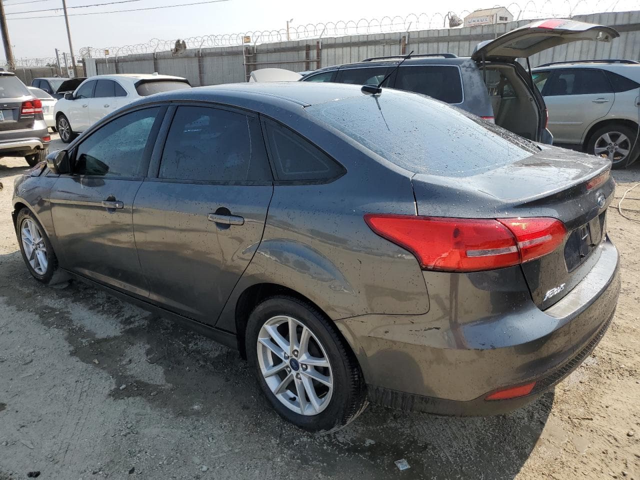 2017 Ford Focus Se - foto 2