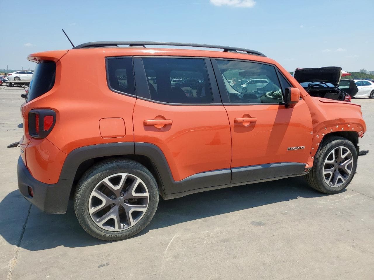 2015 Jeep Renegade Latitude - foto 3