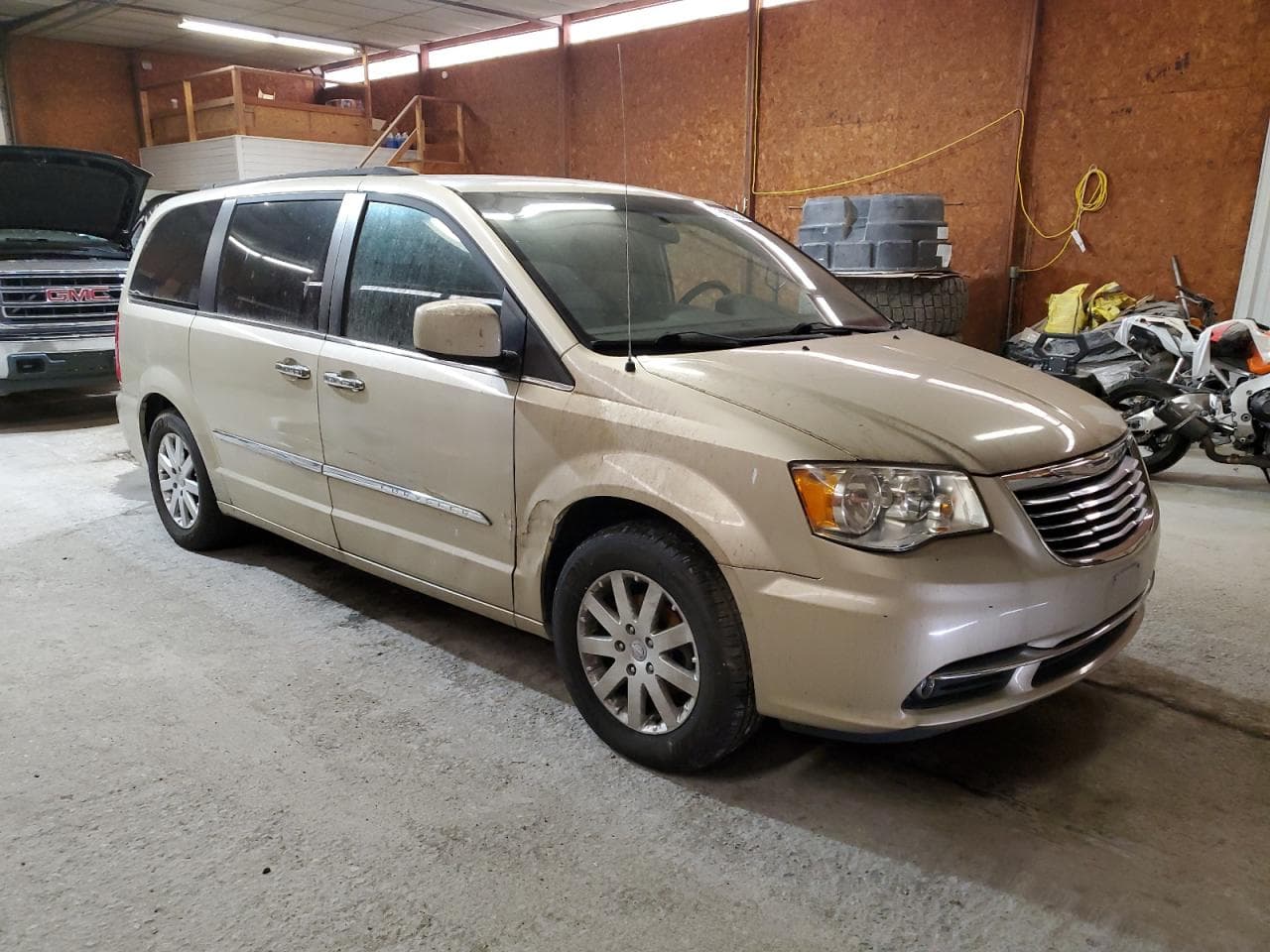 2011 Chrysler Town & Country Touring L - foto 4
