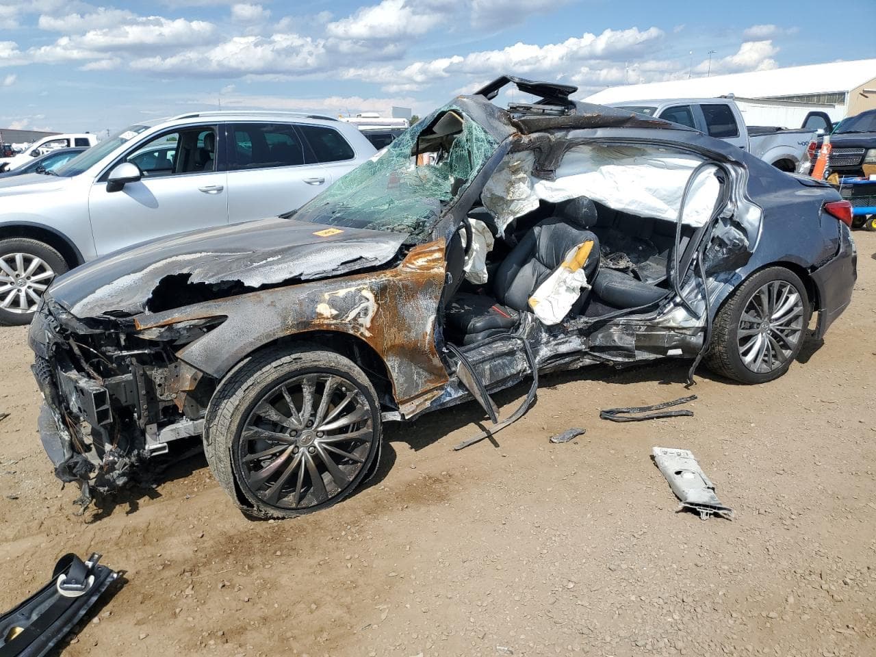Infiniti Q50 2015 z USA