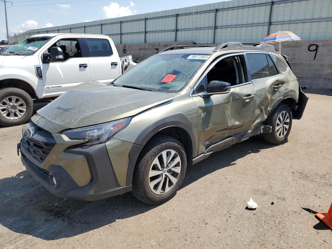 2025 Subaru Outback Premium