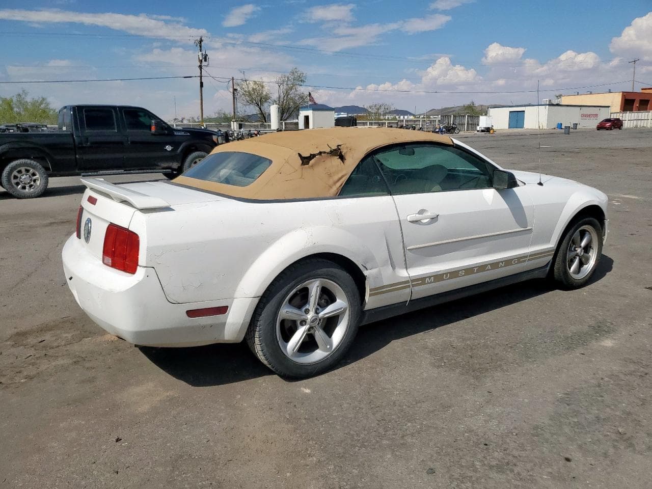 2005 Ford Mustang - foto 3