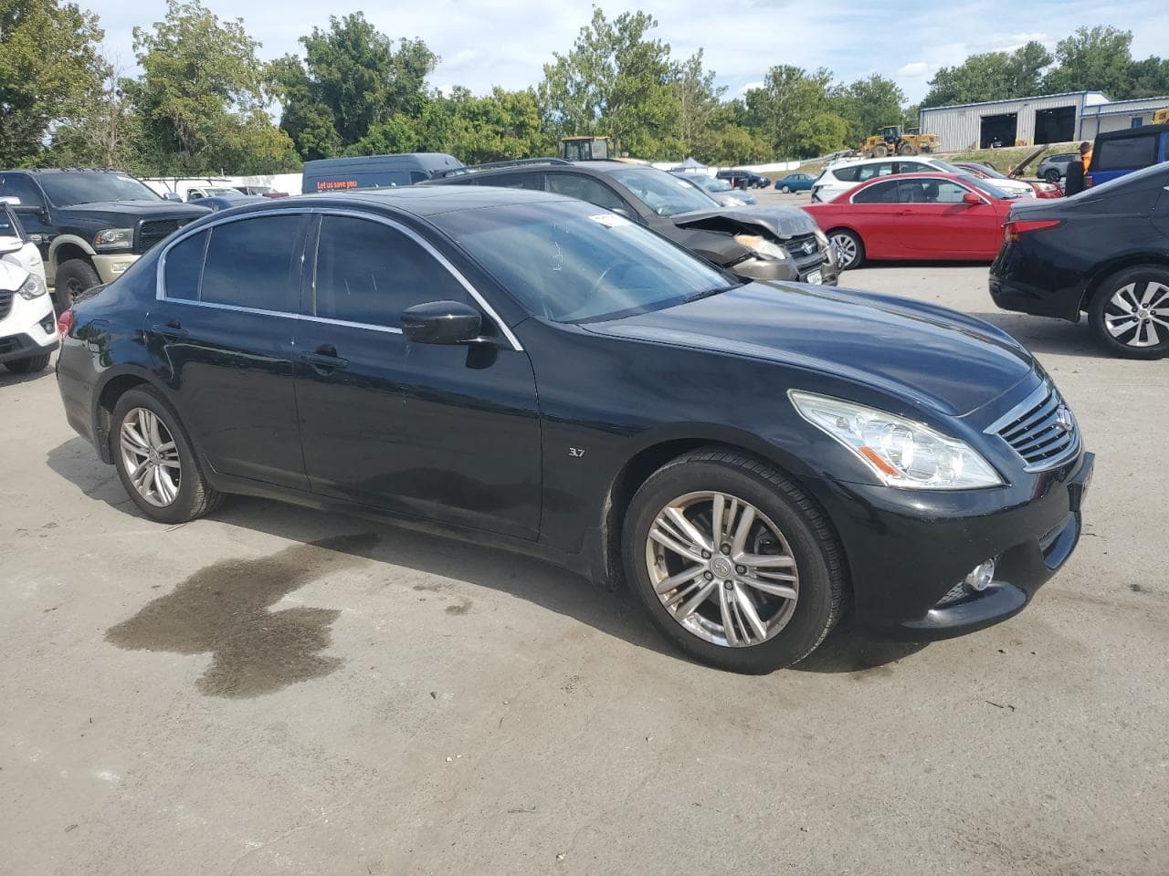 2015 Infiniti Q40 - foto 4