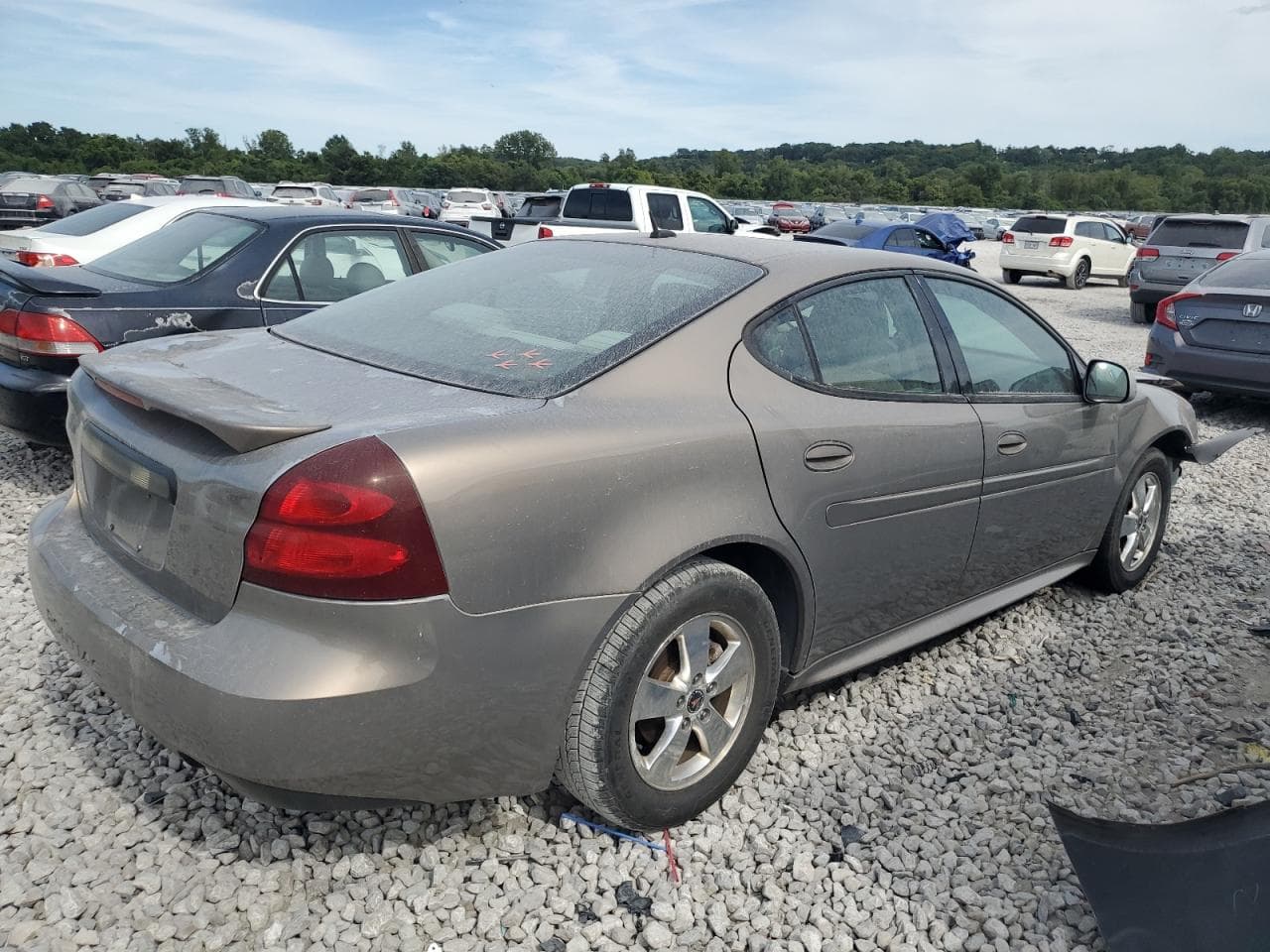 2006 Pontiac Grand Prix - foto 3