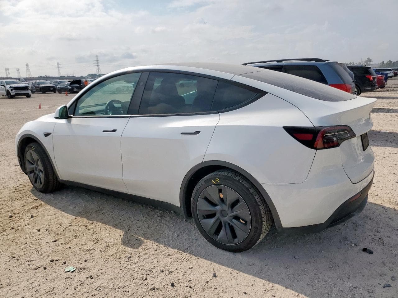 2024 Tesla Model Y - foto 2