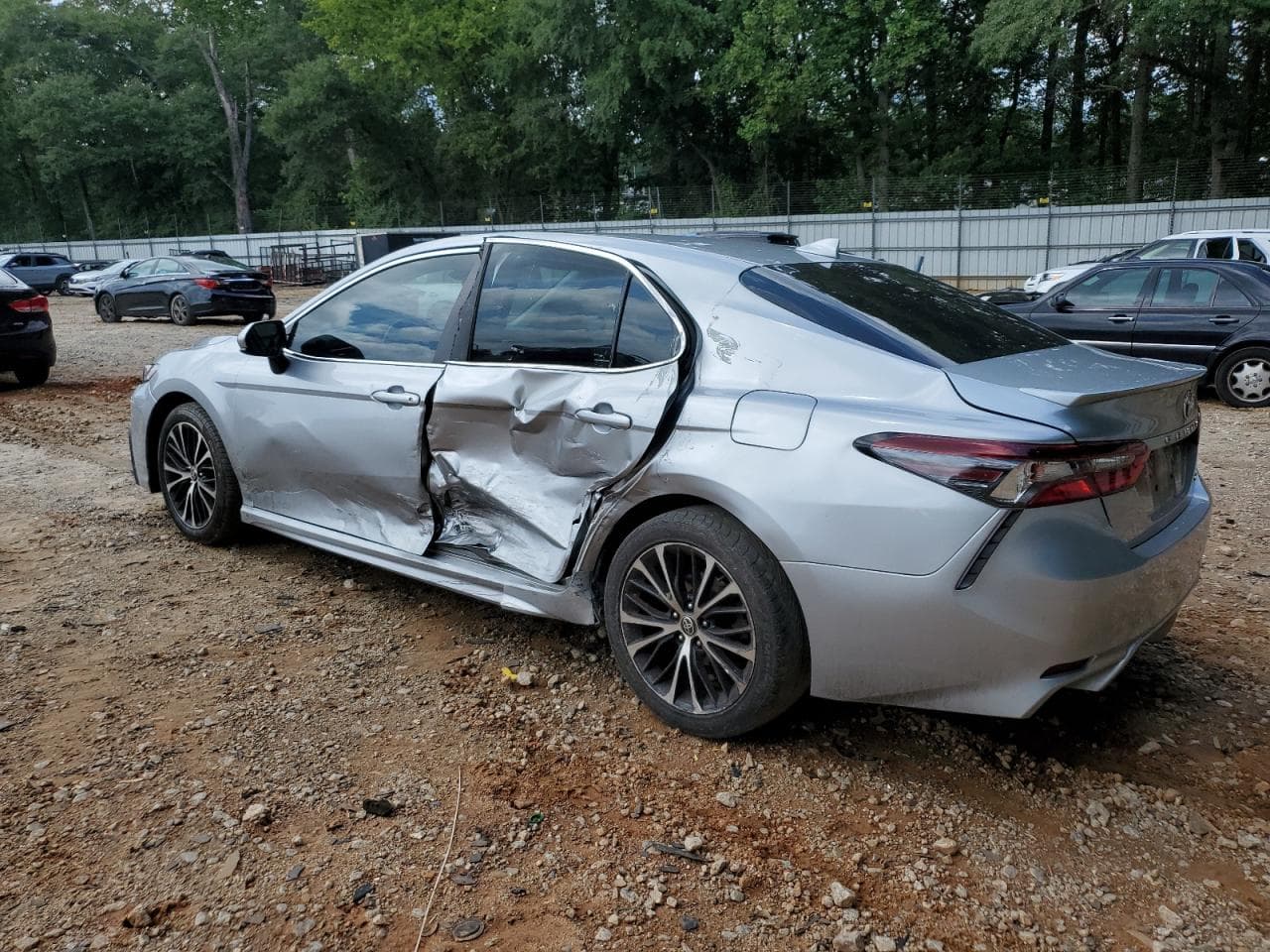 2021 Toyota Camry Se - foto 2