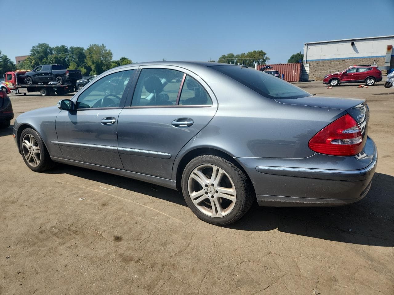 2005 Mercedes-Benz E 500 4Matic - foto 2