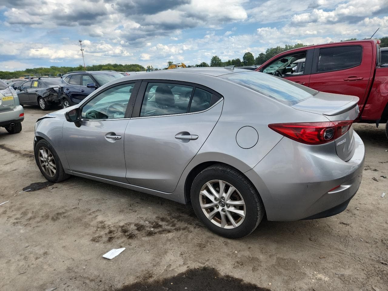 2015 Mazda 3 Grand Touring - foto 2