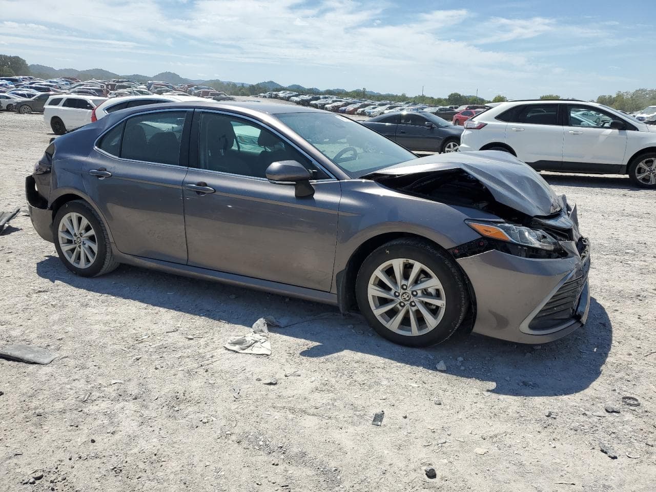 2024 Toyota Camry Le - foto 4